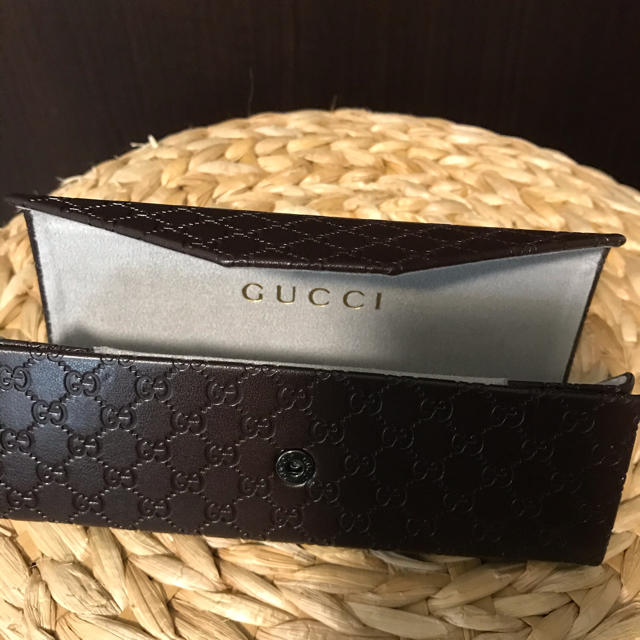Gucci(グッチ)のGUCCIメガネケース レディースのファッション小物(サングラス/メガネ)の商品写真