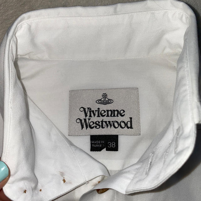 Vivienne Westwood(ヴィヴィアンウエストウッド)のViVienneワイシャツ レディースのトップス(シャツ/ブラウス(長袖/七分))の商品写真