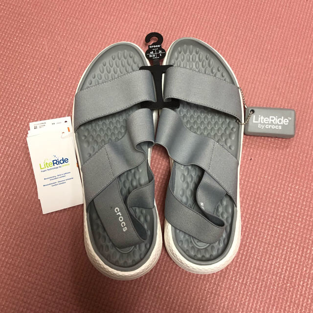 Crocs クロックスw8 広瀬すず着用モデルの通販 By A Y S Shop クロックスならラクマ Crocs クロックスw8 広瀬すず着用モデルの通販 By A Y S Shop クロックスならラクマ
