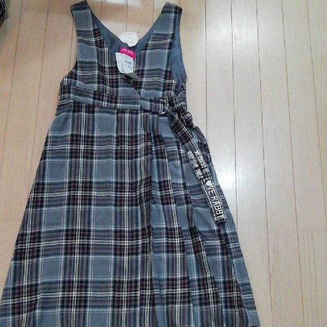 ワンピース★150センチ　新品 キッズ/ベビー/マタニティのキッズ服女の子用(90cm~)(ワンピース)の商品写真