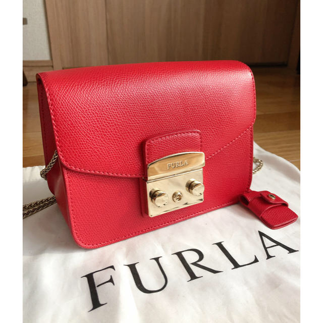 Furla(フルラ)の【お値下げ】FURLA/フルラ/メトロポリス 美品 レディースのバッグ(ショルダーバッグ)の商品写真