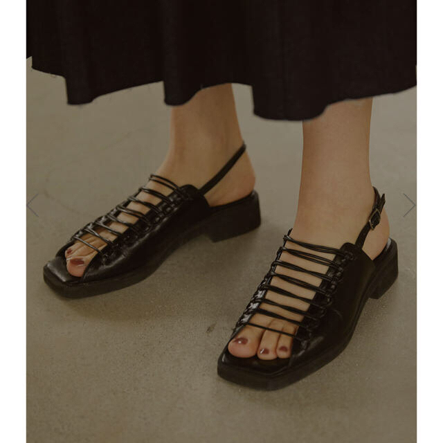 Ameri VINTAGE(アメリヴィンテージ)のAmeri / BUNDLING SANDAL  レディースの靴/シューズ(サンダル)の商品写真