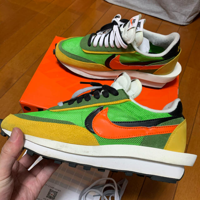 靴/シューズNIKE sacai LDWAFFLE グリーン　26.5