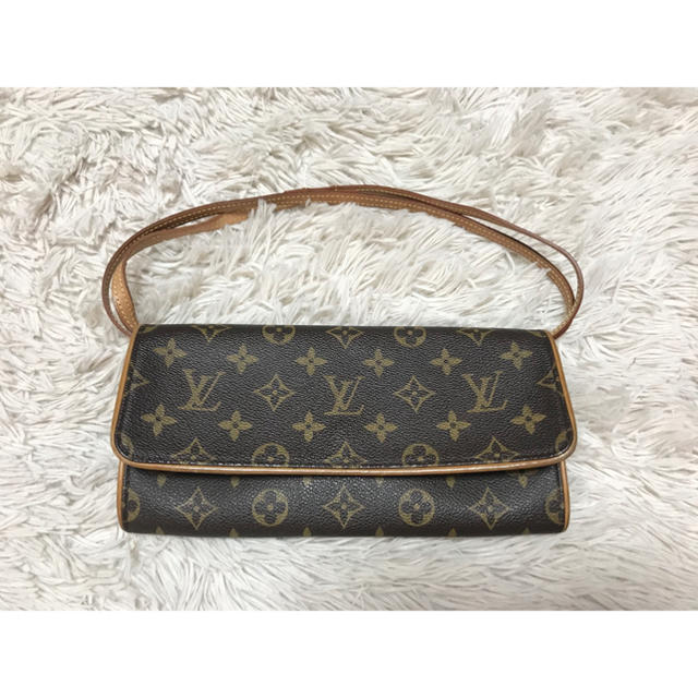 LOUIS VUITTON(ルイヴィトン)の正規品　ルイヴィトン  LOUIS VUITTON ポシェットツインGM レディースのバッグ(ショルダーバッグ)の商品写真