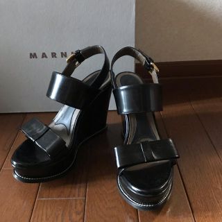 マルニ(Marni)のMARNI マルニ リボンウェッジサンダル 黒 38(サンダル)