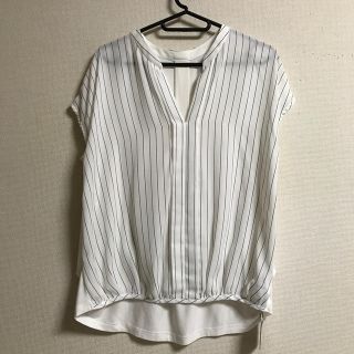 プラステ(PLST)の(新品)PLST ブラウス(シャツ/ブラウス(半袖/袖なし))