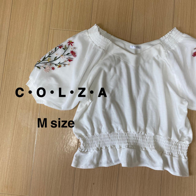 COLZA(コルザ)の【タグ無し新品】C・O・L・Z・A/花柄刺繍 カットソー Ｍsize レディースのトップス(カットソー(半袖/袖なし))の商品写真