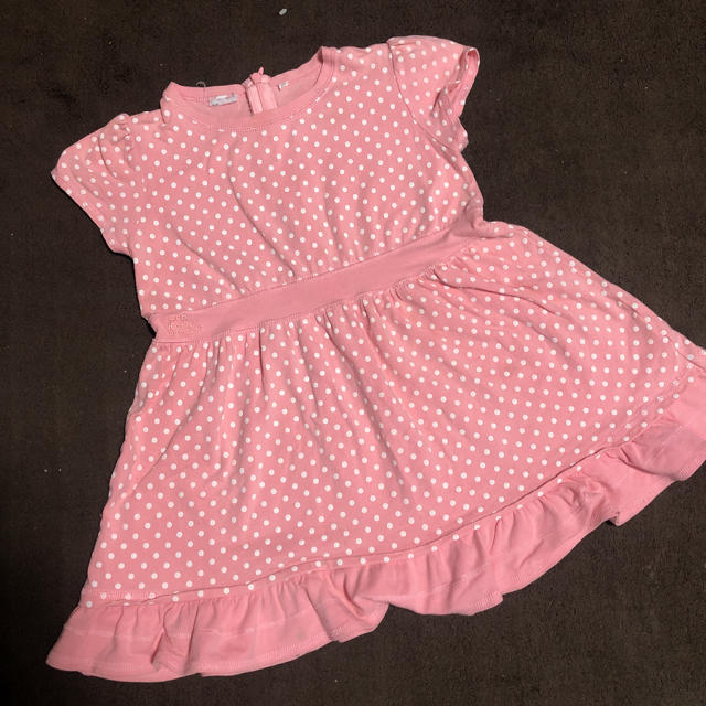 OshKosh(オシュコシュ)のピンクドットワンピース キッズ/ベビー/マタニティのキッズ服女の子用(90cm~)(ワンピース)の商品写真