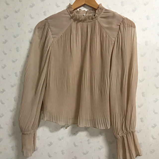 ZARA(ザラ)のZARAブラウス レディースのトップス(シャツ/ブラウス(長袖/七分))の商品写真