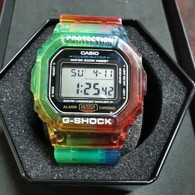 予約販売】本 G-SHOCK - G-SHOCK DW-5600 カスタム スピードモデル レインボー 腕時計(デジタル)
