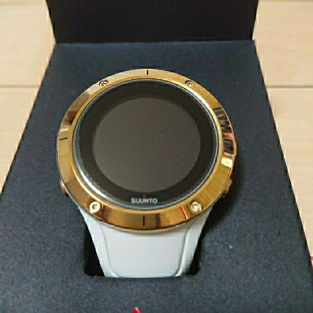 SUUNTO(スント)のSUUNTO SPARTAN TRAINER WRIST HR GOLD メンズの時計(腕時計(デジタル))の商品写真