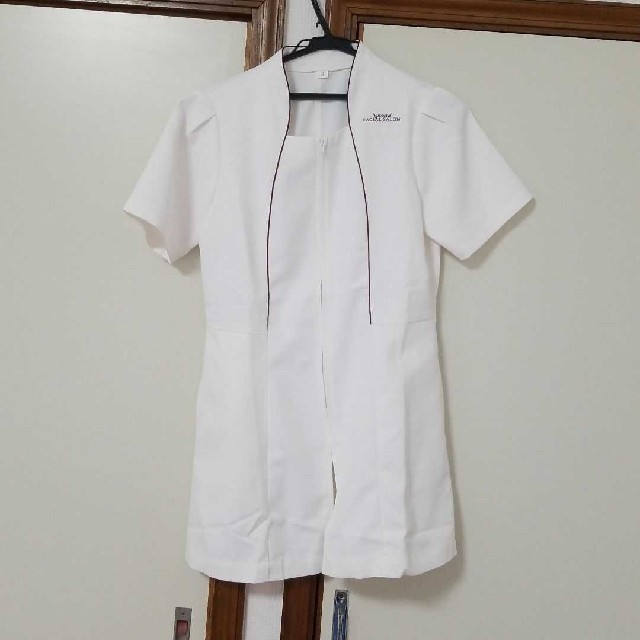 MENARD(メナード)のpiさん専用メナード　制服 レディースのトップス(カットソー(半袖/袖なし))の商品写真