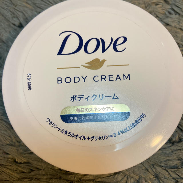 Dove ダブ　ボディクリーム コスメ/美容のボディケア(ボディクリーム)の商品写真