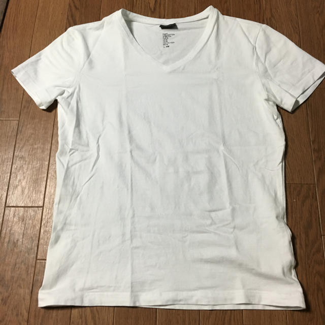 H&M(エイチアンドエム)のh&m Tシャツ 白 メンズのトップス(Tシャツ/カットソー(半袖/袖なし))の商品写真