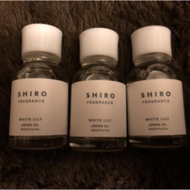 shiro(シロ)の【キリ様専用】SHIRO アロマオイル　2本セット コスメ/美容のリラクゼーション(アロマオイル)の商品写真