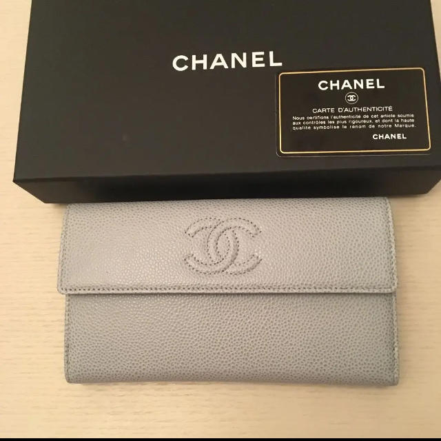 シャネル　長財布　CHANEL 水色