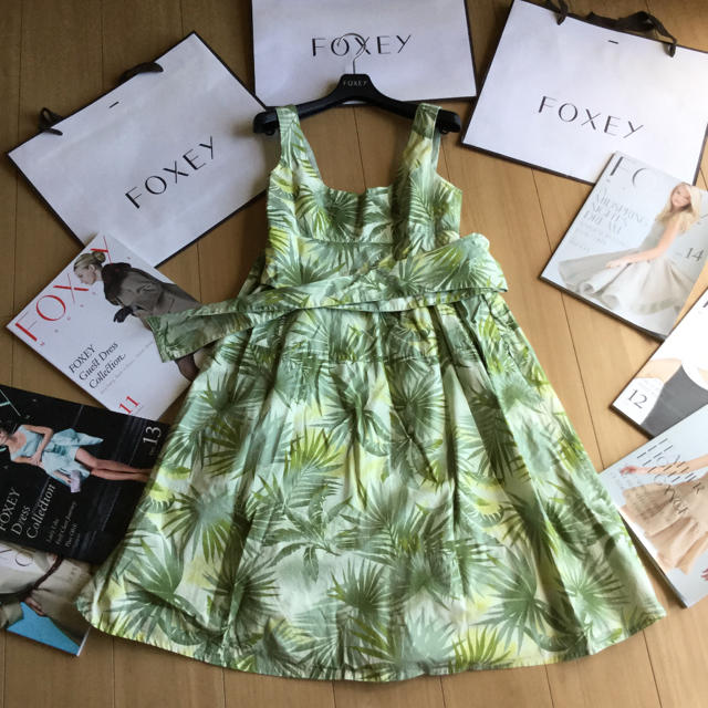 ♡フォクシー 長袖ワンピース♡ 転ぶ ♡フォクシー 長袖ワンピース♡ 転ぶ