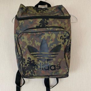 アディダス(adidas)のadidas originals カモフラージュ柄リュック(リュック/バックパック)