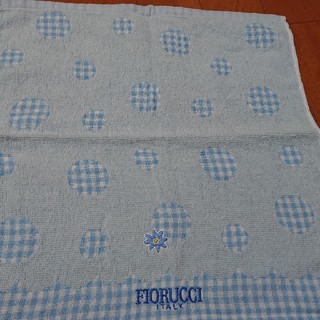 フィオルッチ(Fiorucci)のFIORUCCI  ハンドタオル ブルー(タオル/バス用品)