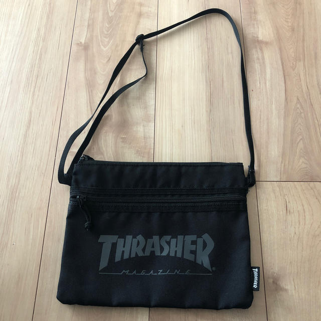 THRASHER(スラッシャー)のショルダーバック メンズのバッグ(ショルダーバッグ)の商品写真