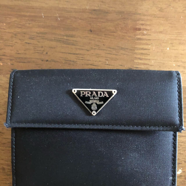 PRADA(プラダ)のプラダ　二つ折り財布 レディースのファッション小物(財布)の商品写真