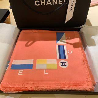 最終値下げ！CHANEL マフラー　未使用品　タグ付き　箱付き柄デザインプリント