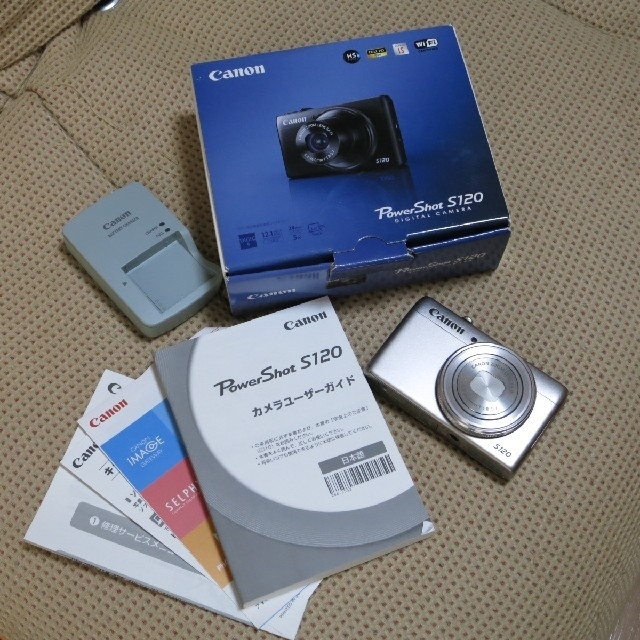 Canon(キヤノン)のキヤノン PowerShot S120 美品！（純正予備バッテリー付き） スマホ/家電/カメラのカメラ(コンパクトデジタルカメラ)の商品写真