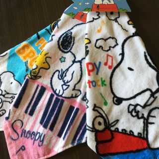 スヌーピー(SNOOPY)の☆キャラクターループ付きタオル☆スヌーピー(その他)