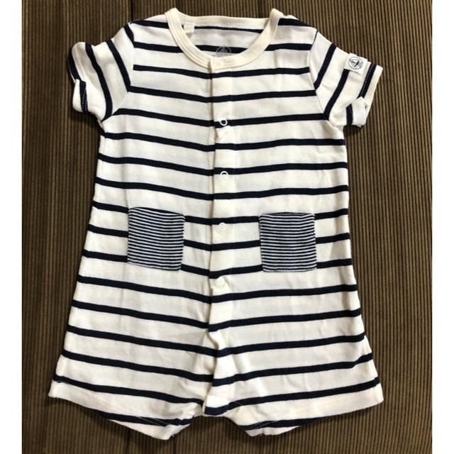 PETIT BATEAU(プチバトー)の新品プチバトー　ロンパース  6m/67cm コスメ/美容のコスメ/美容 その他(その他)の商品写真