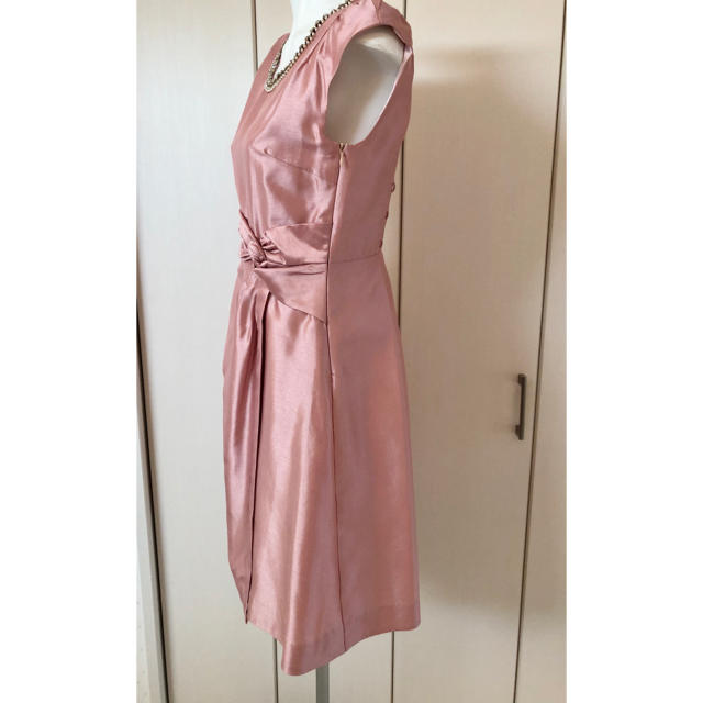 Aimer 上品なピンクゴールドワンピース 結婚式 ドレスの通販 By Love Love Shop エメならラクマ Aimer 上品なピンクゴールドワンピース 結婚式 ドレスの通販 By Love Love Shop エメならラクマ