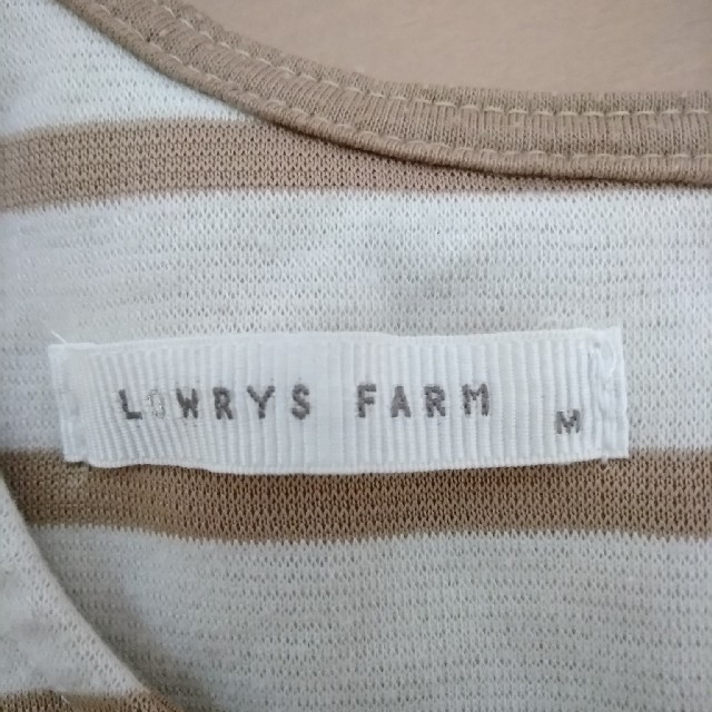 LOWRYS FARM(ローリーズファーム)のLOWRYS FARM　半袖ベージュボーダーペプラム レディースのトップス(Tシャツ(半袖/袖なし))の商品写真