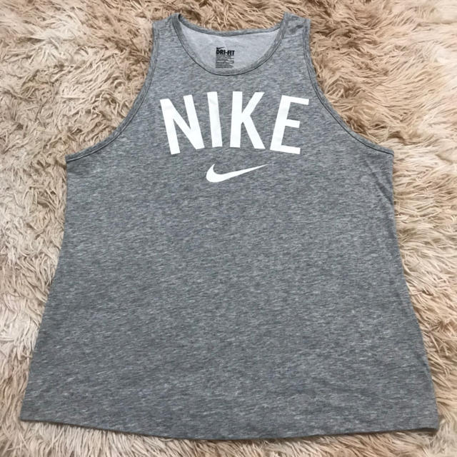 NIKE(ナイキ)のRUMSS様 専用 NIKE レディースのトップス(タンクトップ)の商品写真