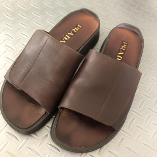 プラダ(PRADA)のPRADAレザーサンダル　26cm(サンダル)