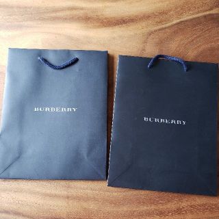 バーバリー(BURBERRY)のバーバリー　紙袋　２枚　ショップバック　BURBERRY(ショップ袋)