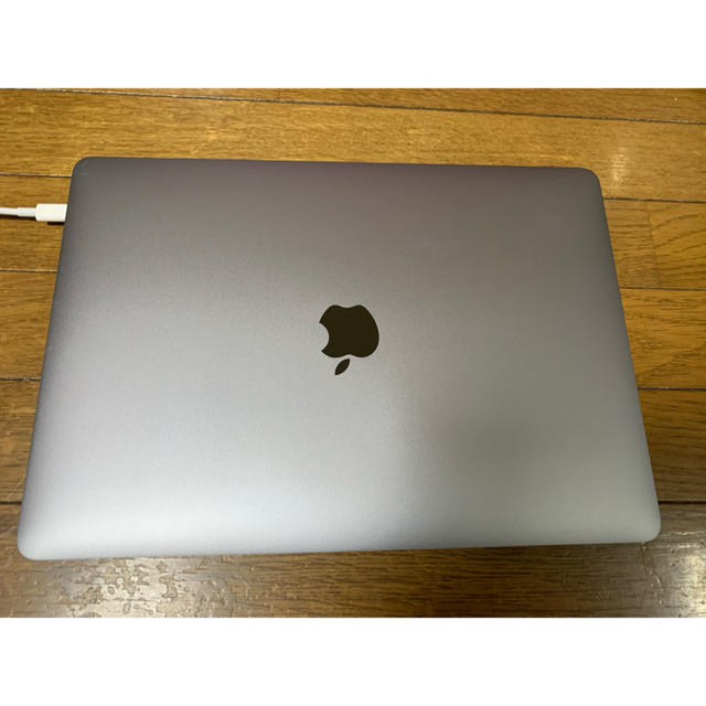 Apple(アップル)のMacBook Pro Touch Bar 13インチ スマホ/家電/カメラのPC/タブレット(ノートPC)の商品写真