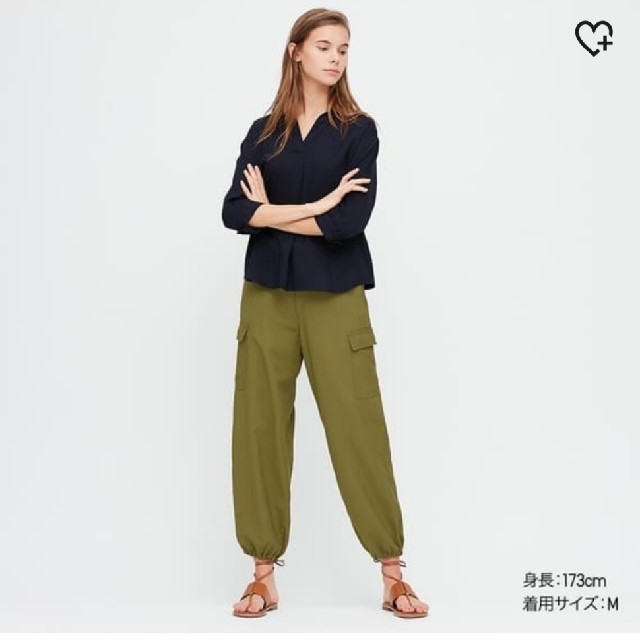 UNIQLO(ユニクロ)の新品☆UNIQLOルーズフィットカーゴジョガーパンツS レディースのパンツ(ワークパンツ/カーゴパンツ)の商品写真