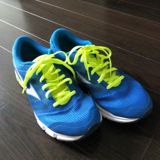 ミズノ(MIZUNO)のミズノMIZUNOランニングシューズ★25.5センチ送料無料(シューズ)