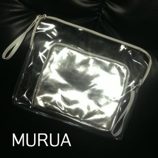 ムルーア(MURUA)のクリアクラッチ(クラッチバッグ)