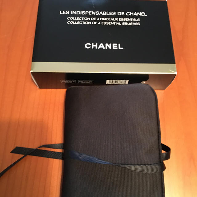 CHANEL(シャネル)のシャネル　ブラシセット2017限定 コスメ/美容のキット/セット(コフレ/メイクアップセット)の商品写真