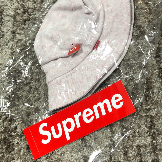 Supreme(シュプリーム)のSM supreme  Jacquard Logos Denim Crusher メンズの帽子(ハット)の商品写真
