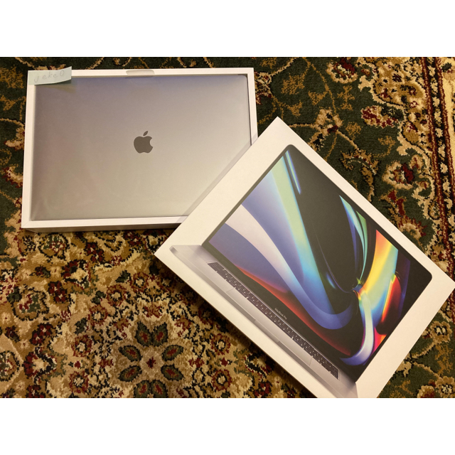 新商品!新型新商品!新型MacBook Pro 15インチ 16GB 1TB SSD 2015