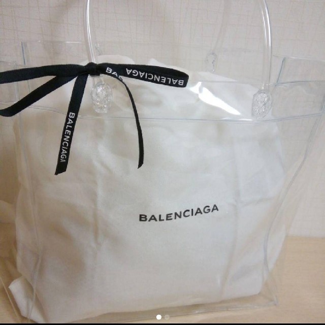 Balenciaga(バレンシアガ)のBALENCIAGA保存袋とクリアバッグセット レディースのバッグ(ショップ袋)の商品写真