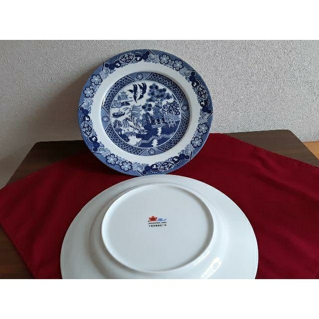 【値下げ】景徳鎮　青花大皿　2枚セット　中国伝統工芸品　陶磁器