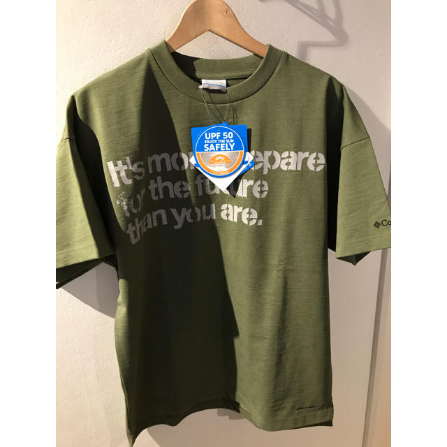 Columbia(コロンビア)の新品！コロンビアBig Yellow Meadow Short Sleeve T メンズのトップス(Tシャツ/カットソー(半袖/袖なし))の商品写真