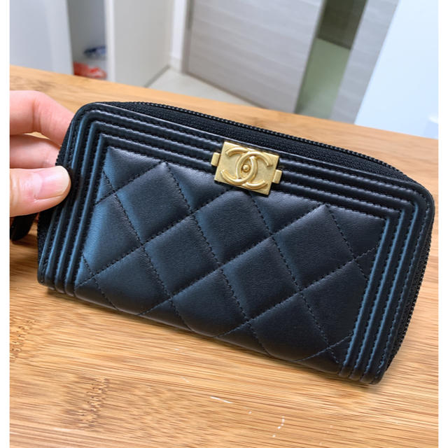 CHANEL(シャネル)のシャネル　小さい財布 レディースのファッション小物(財布)の商品写真