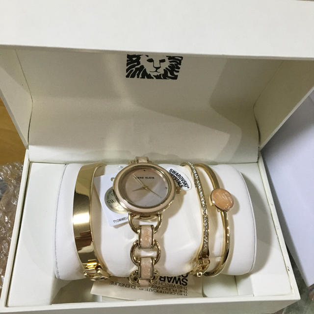 即購入OK! 美品 アンクライン 腕時計&ブレスレット4点セット