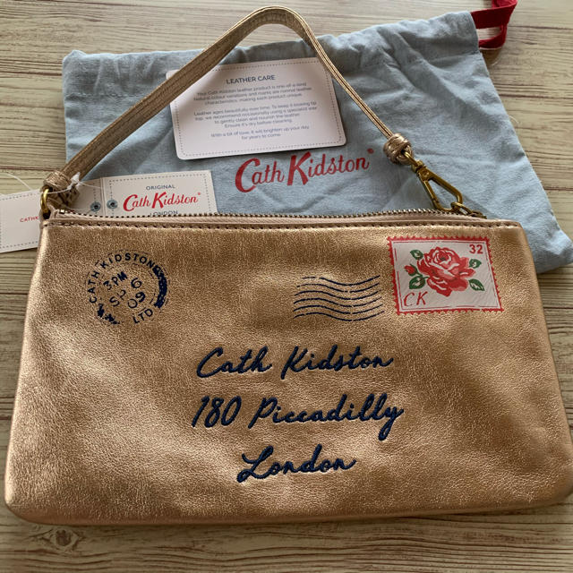 Cath Kidston(キャスキッドソン)のキャスキッドソン　レザーポーチ　キャスズポスト レディースのファッション小物(ポーチ)の商品写真