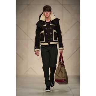 バーバリー(BURBERRY)の2011AW  バーバリープローサム  ムートン ダッフル コート (ダッフルコート)