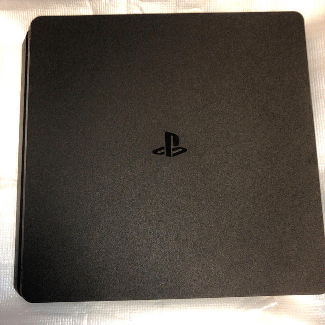 PlayStation4(プレイステーション4)のSONY PlayStation4 本体 CUH-2000AB01 エンタメ/ホビーのゲームソフト/ゲーム機本体(家庭用ゲーム機本体)の商品写真