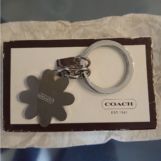 COACH(コーチ)のCOACH マーガレット キーホルダー レディースのファッション小物(キーホルダー)の商品写真